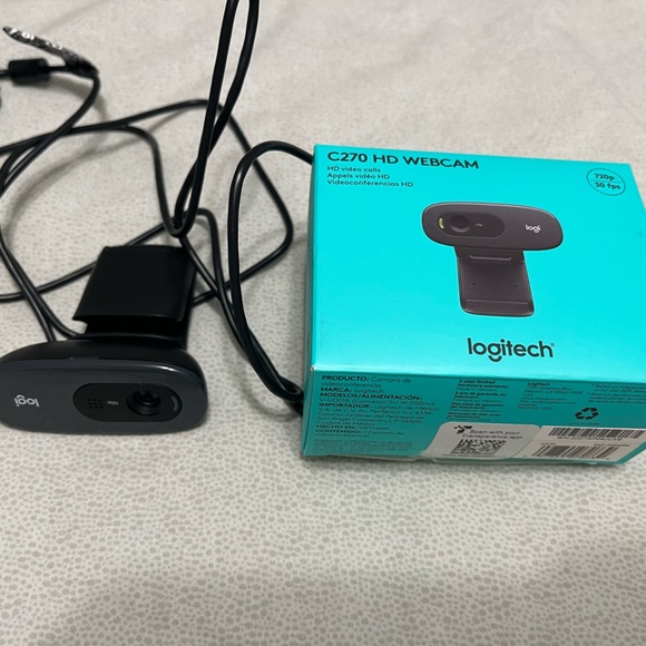 Logitech webcam! Brand new in the box for any PC or Mac - Picture 2 of 2